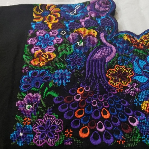 Beautiful Authentic Hand Made Embroidered Blouse - Picture 2 of 3